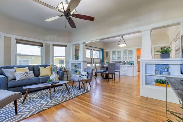 2107 24th St, Sacramento, CA 95818