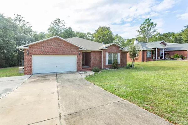 127 Arapaho Trl, Crestview, FL 32536