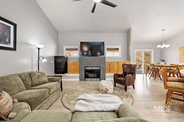4846 N Arrow Villa Way, Boise, ID 83703