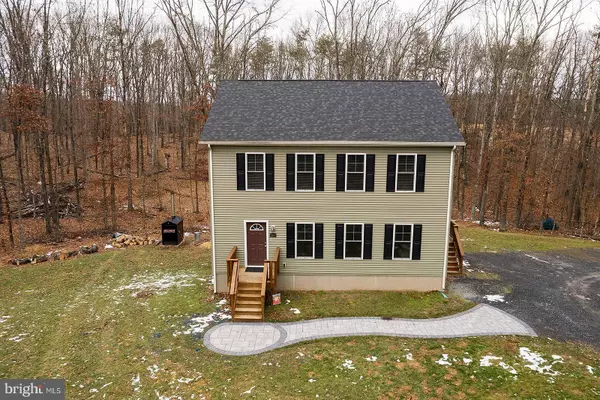 285 CROCKETT HILL LN, Cross Junction, VA 22625