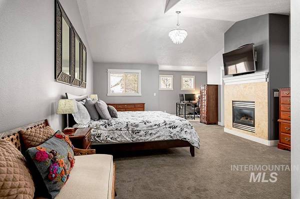 4846 N Arrow Villa Way, Boise, ID 83703