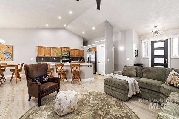 4846 N Arrow Villa Way, Boise, ID 83703