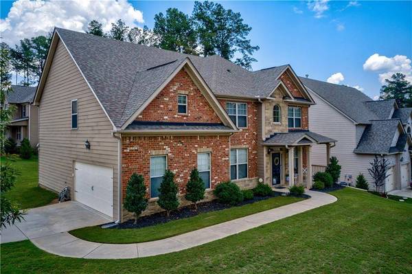 193 Clubhouse LN, Acworth, GA 30101