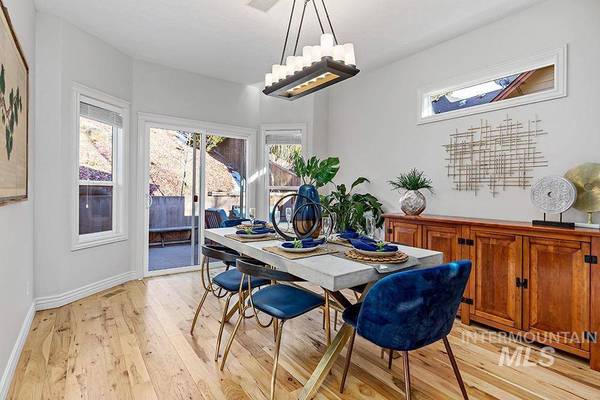 4054 N Blue Wing Pl, Boise, ID 83714