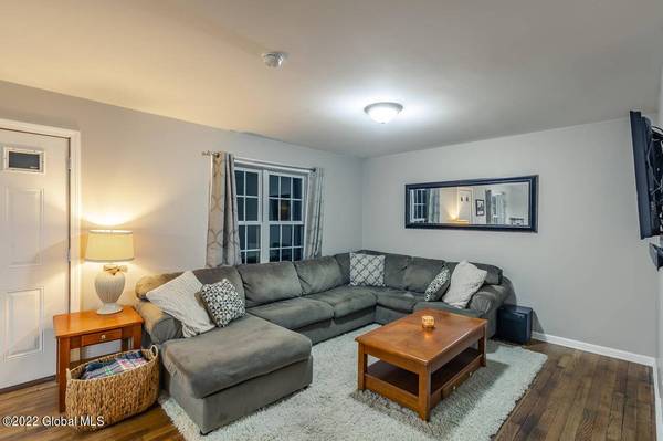 130 Northern  BLVD, Hagaman, NY 12086