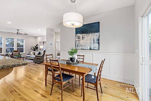 4054 N Blue Wing Pl, Boise, ID 83714