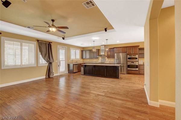 10734 Del Rudini Street, Las Vegas, NV 89141