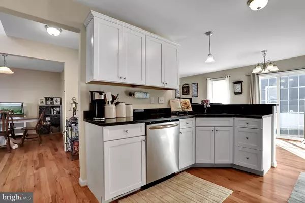 1635 NEEDY RD, Martinsburg, WV 25405