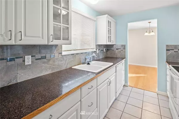 4520 S 257th ST, Kent, WA 98032