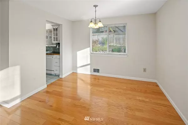 4520 S 257th ST, Kent, WA 98032