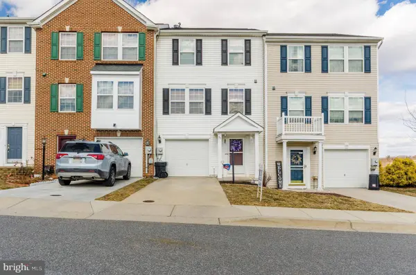 51 DUNMORE CT, Falling Waters, WV 25419