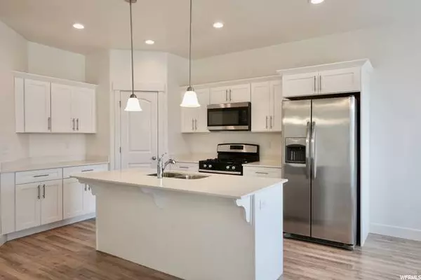 16044 S BODMIN WAY W #319, Bluffdale, UT 84065