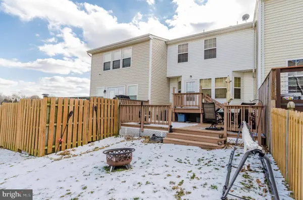 51 DUNMORE CT, Falling Waters, WV 25419