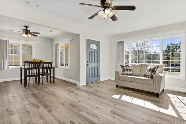 3325 Silva ST, Lakewood, CA 90712