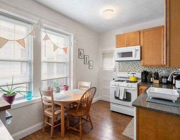 65 Lanark Rd #9, Boston, MA 02135