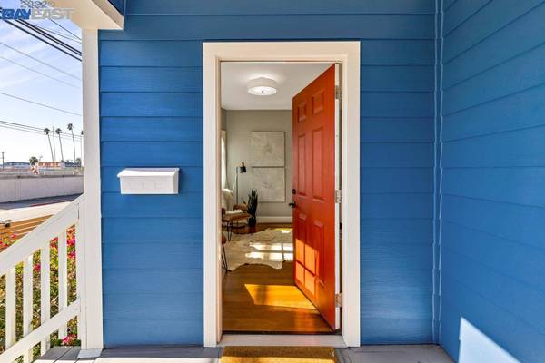 1034 28Th St, Oakland, CA 94608