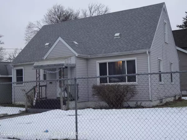 902 W Lapeer Street, Lansing, MI 48915