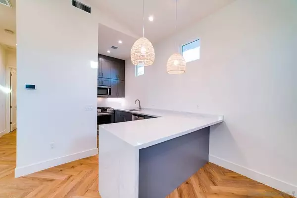 1418 Santa Anita, Oceanside, CA 92058