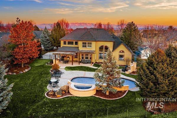 185 N Salina Ave, Eagle, ID 83616