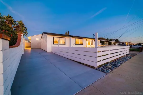 1418 Santa Anita, Oceanside, CA 92058
