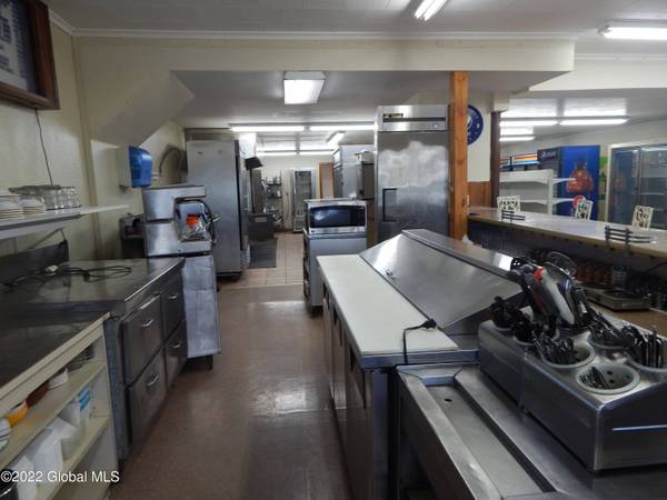 5306 Sacandaga RD, Galway, NY 12074