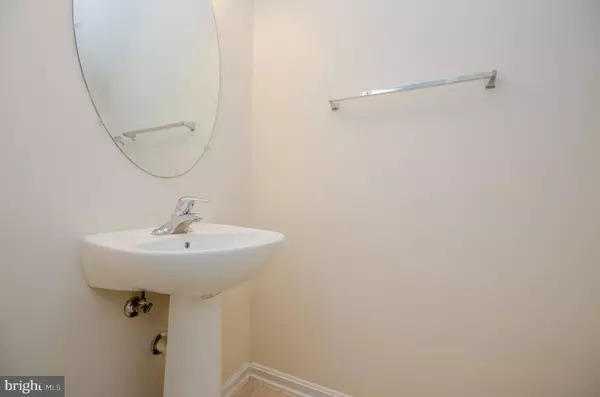 25 STOWE CT, Inwood, WV 25428