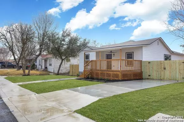 302 Grecian Dr, San Antonio, TX 78223