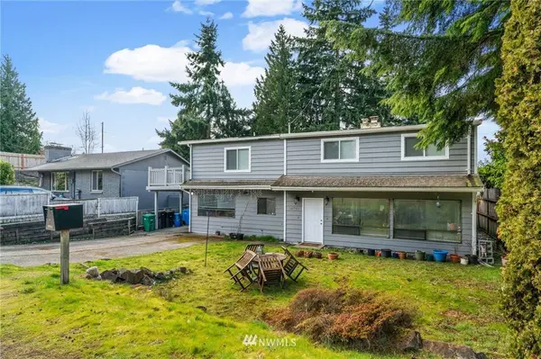 16747 3rd AVE NE, Shoreline, WA 98155