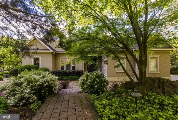 35 RED BLOSSOM CIR, Shepherdstown, WV 25443