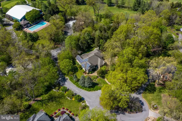 35 RED BLOSSOM CIR, Shepherdstown, WV 25443