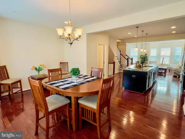 725 RIVER MIST DR #182, Oxon Hill, MD 20745