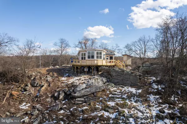 2A BLUMB LANE, Great Cacapon, WV 25422