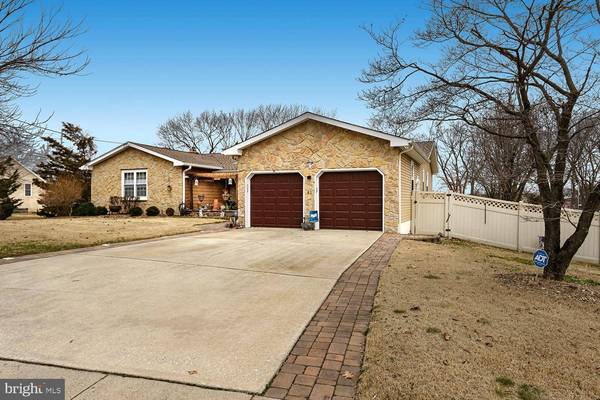 83 STECHER AVE, Riverside, NJ 08075