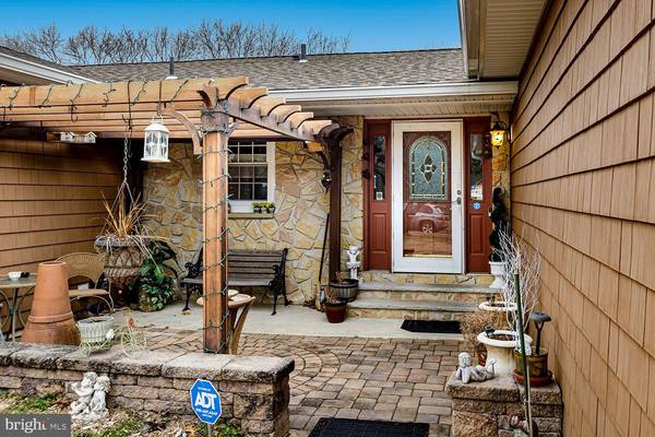 83 STECHER AVE, Riverside, NJ 08075