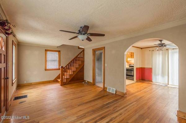 81 Saratoga  BLVD, Gloversville, NY 12078