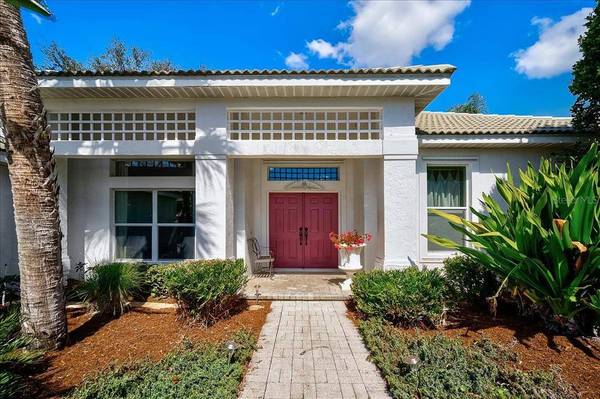 2009 WHITE FEATHER LN, Nokomis, FL 34275