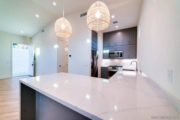 1418 Santa Anita, Oceanside, CA 92058