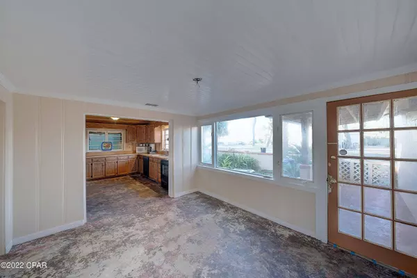 242 Allen Avenue, Panama City, FL 32401