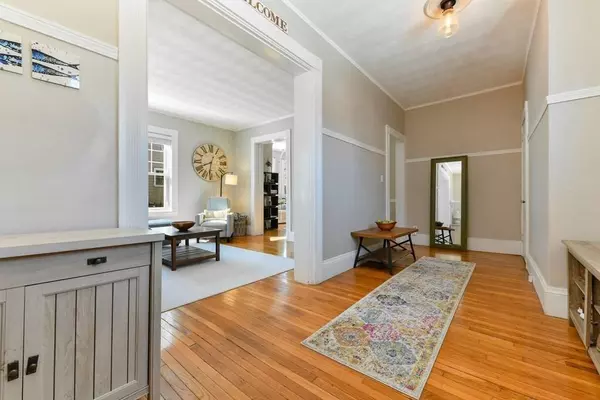 40 Sherwood St #1, Boston, MA 02131