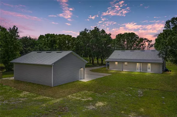 4422 FUSSELL RD, Polk City, FL 33868