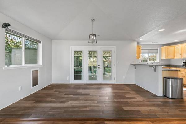 3498 Viewpoint DR, Medford, OR 97504