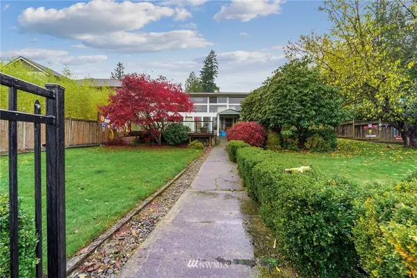 6342 S Island DR E, Bonney Lake, WA 98391