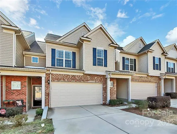 6640 Portland Rose LN, Charlotte, NC 28210