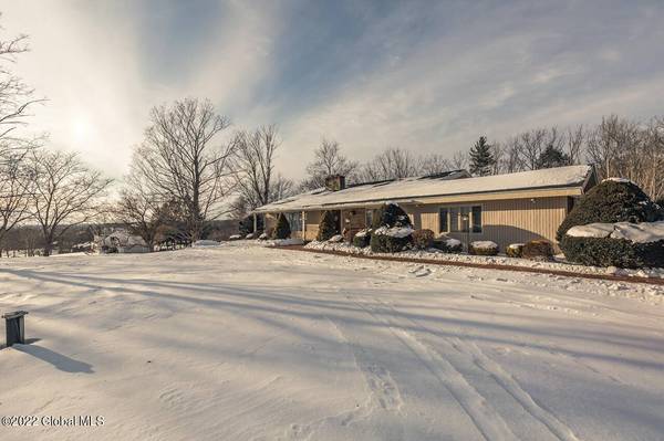 167 Steadwell Road RD, Amsterdam, NY 12010