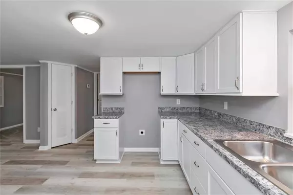 6711 S Tibbs AVE, Indianapolis, IN 46217