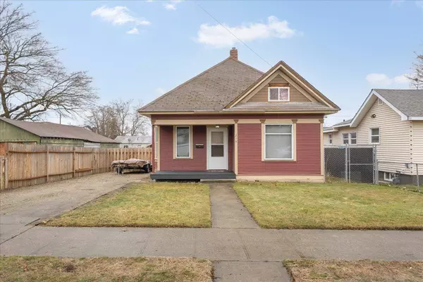 218 E Courtland Ave, Spokane, WA 99207