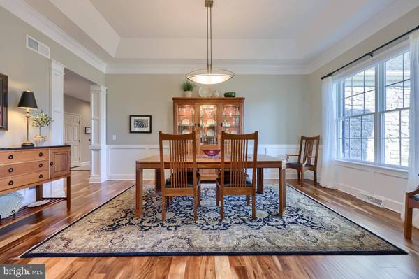 1515 WINSFORD LN, York, PA 17404