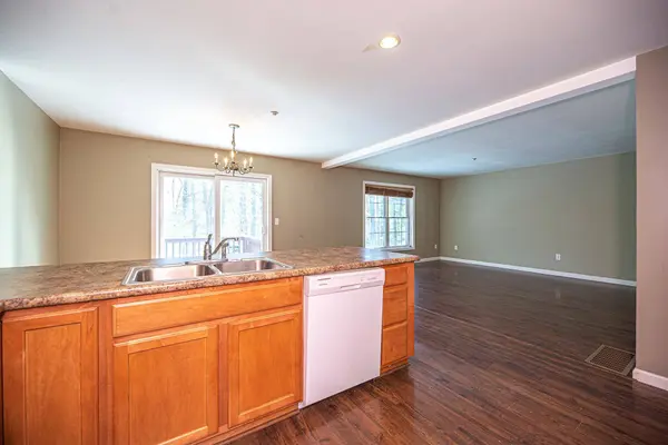 1465 Hooksett RD #1354, Hooksett, NH 03106