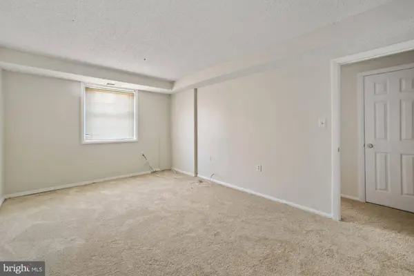 3811 SWANN RD #T, Suitland, MD 20746