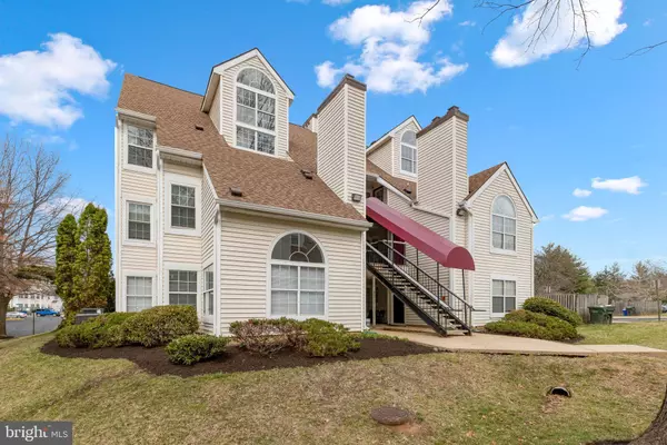 10419 BEACON RIDGE DR #302, Bowie, MD 20721